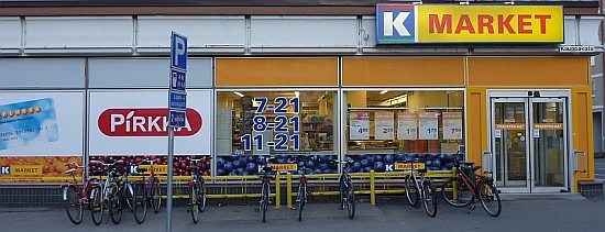 K-Kauppa Kymppi Kauppakadulla on Jyväskylän keskusta-alueen ainut liike, joka on oma-aloitteisesti toteuttanut pyöräparkin. Tutkimusten mukaan hyvät pyöräparkit lisäävät myyntiä.