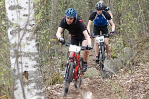 Polkupujottelua Harju MTB:ssä. Kuva Jonna Keskiaho.